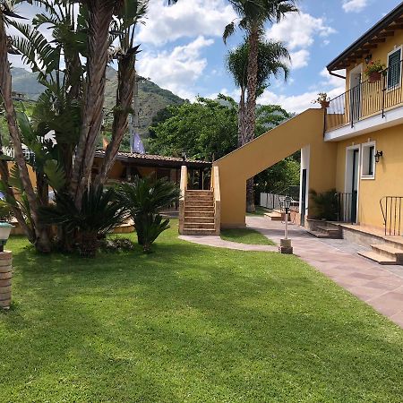 Casa Vacanze Alcantara Gaggi Exterior foto