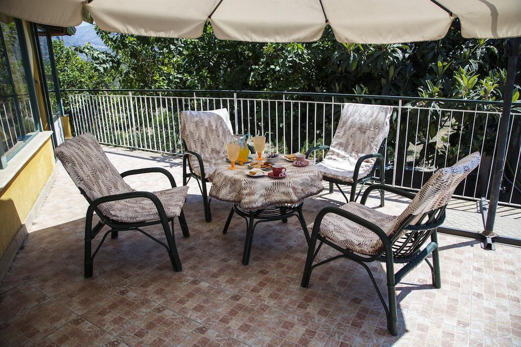 Casa Vacanze Alcantara Gaggi Exterior foto