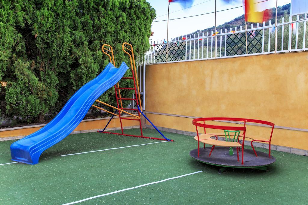Casa Vacanze Alcantara Gaggi Exterior foto