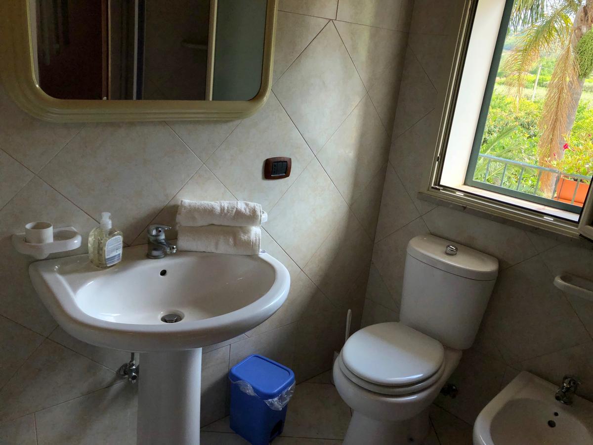 Casa Vacanze Alcantara Gaggi Exterior foto